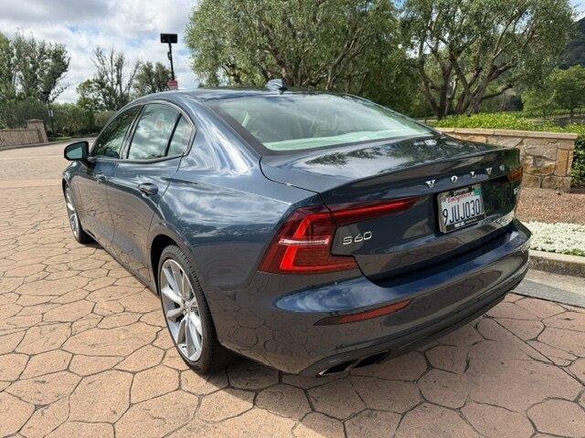 2021 Volvo S60 T6 Momentum - Photo 5 - San Jose, CA 95131