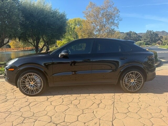 2022 Porsche Cayenne SUV - Photo 2 - San Jose, CA 95131