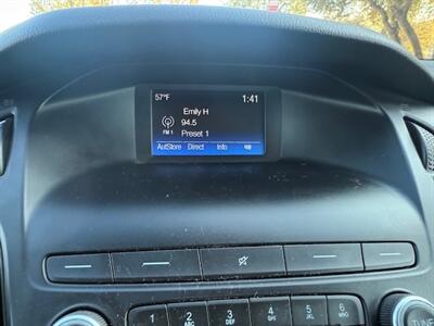 2018 Ford Focus SE   - Photo 14 - San Jose, CA 95131