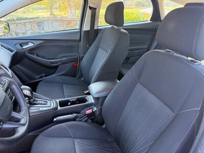 2018 Ford Focus SE   - Photo 8 - San Jose, CA 95131