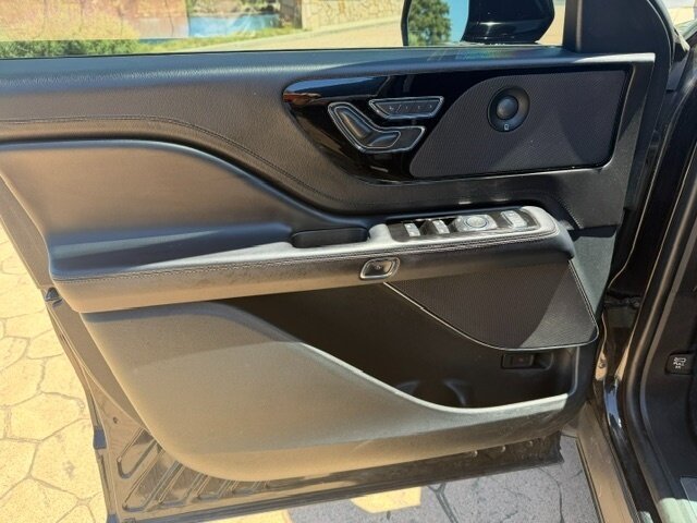 2022 Lincoln Aviator Grand Touring Hybrid 4WD - Photo 16 - San Jose, CA 95131