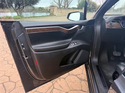 2016 Tesla Model X 90D  AWD - Photo 12 - San Jose, CA 95131