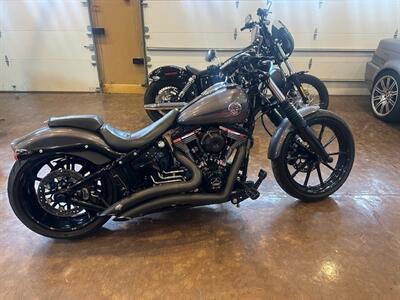 2015 Harley-Davidson Breakout  Motorcycle - Photo 1 - San Jose, CA 95131