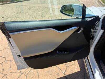2015 Tesla Model S 70D   - Photo 17 - San Jose, CA 95131