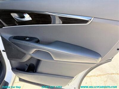 2020 Kia Sorento LX V6   - Photo 27 - Reseda, CA 91335