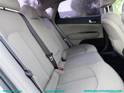 2016 Kia Optima LX   - Photo 20 - Reseda, CA 91335