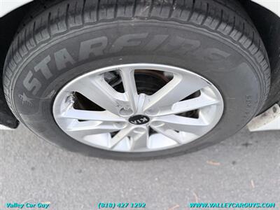 2016 Kia Optima LX   - Photo 29 - Reseda, CA 91335