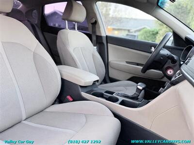 2016 Kia Optima LX   - Photo 11 - Reseda, CA 91335