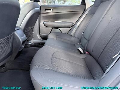 2019 Kia Optima LX - Photo 16 - Reseda, CA 91335