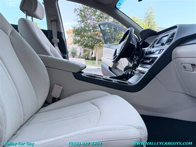 2015 Hyundai SONATA Sport   - Photo 10 - Reseda, CA 91335