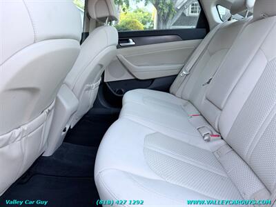 2015 Hyundai SONATA Sport   - Photo 17 - Reseda, CA 91335