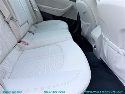 2015 Hyundai SONATA Sport   - Photo 18 - Reseda, CA 91335