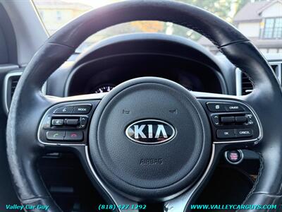 2017 Kia Sportage EX - Photo 18 - Reseda, CA 91335