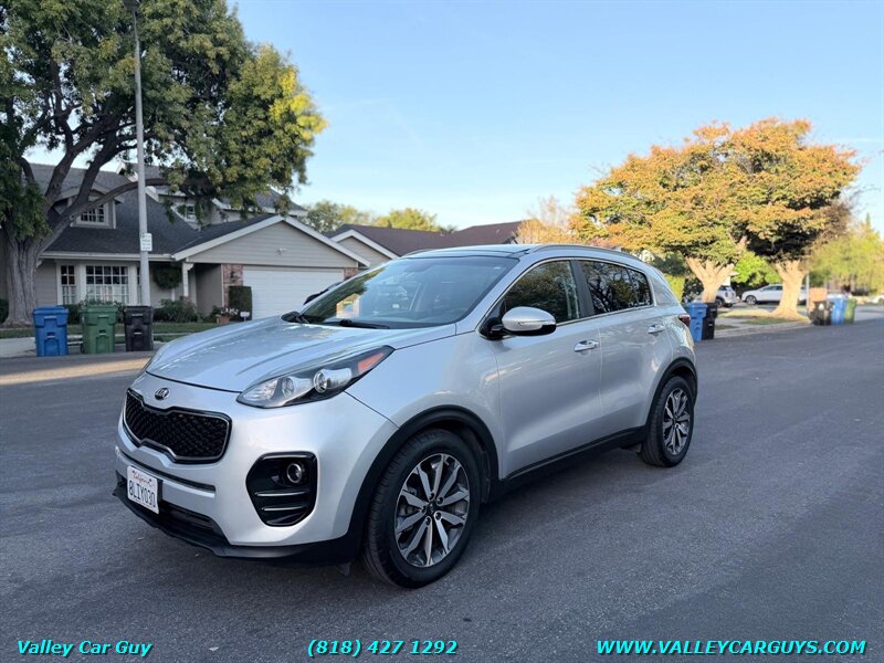 2017 Kia Sportage EX   - Photo 1 - Reseda, CA 91335