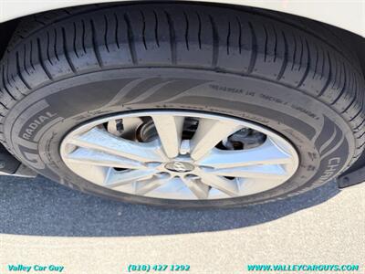 2017 Hyundai SONATA SE   - Photo 28 - Reseda, CA 91335