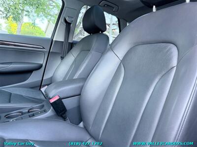 2016 Audi Q3 2.0T Premium Plus   - Photo 15 - Reseda, CA 91335