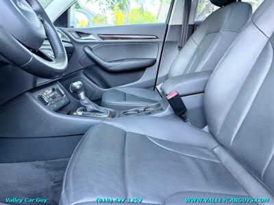 2016 Audi Q3 2.0T Premium Plus   - Photo 14 - Reseda, CA 91335