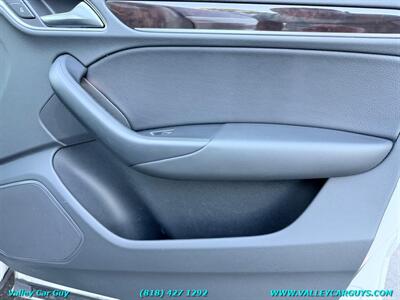 2016 Audi Q3 2.0T Premium Plus   - Photo 27 - Reseda, CA 91335