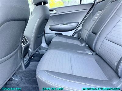2018 Kia Sportage LX - Photo 20 - Reseda, CA 91335