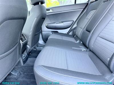 2018 Kia Sportage LX - Photo 20 - Reseda, CA 91335