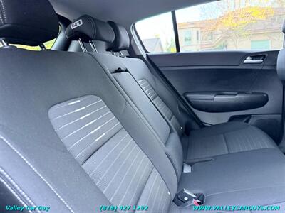 2018 Kia Sportage LX - Photo 23 - Reseda, CA 91335