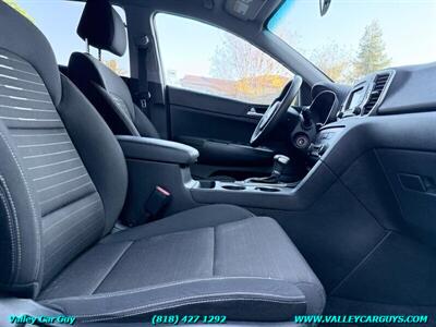 2018 Kia Sportage LX - Photo 10 - Reseda, CA 91335