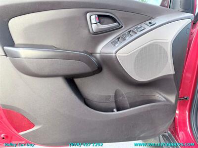 2015 Hyundai TUCSON Limited   - Photo 14 - Reseda, CA 91335