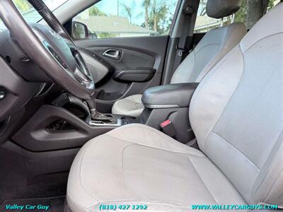 2015 Hyundai TUCSON Limited   - Photo 10 - Reseda, CA 91335