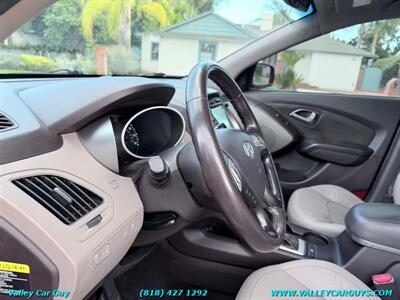 2015 Hyundai TUCSON Limited   - Photo 9 - Reseda, CA 91335