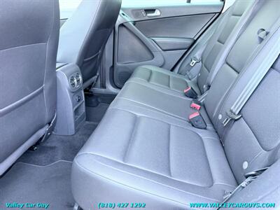 2012 Volkswagen Tiguan SE   - Photo 18 - Reseda, CA 91335