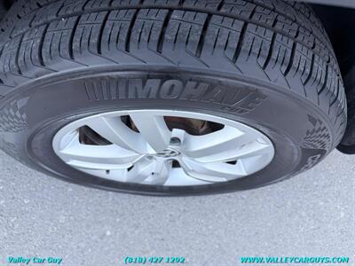 2012 Volkswagen Tiguan SE   - Photo 28 - Reseda, CA 91335