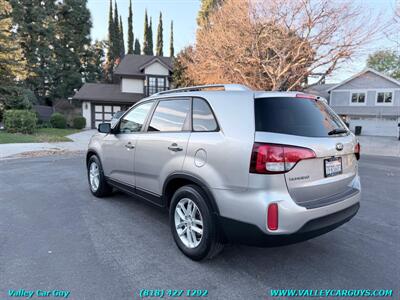 2015 Kia Sorento LX   - Photo 6 - Reseda, CA 91335