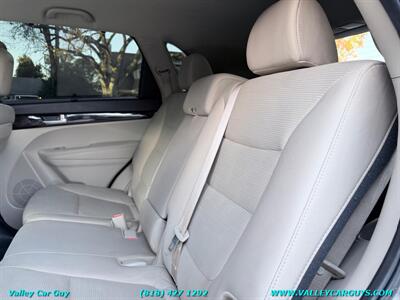 2015 Kia Sorento LX   - Photo 23 - Reseda, CA 91335