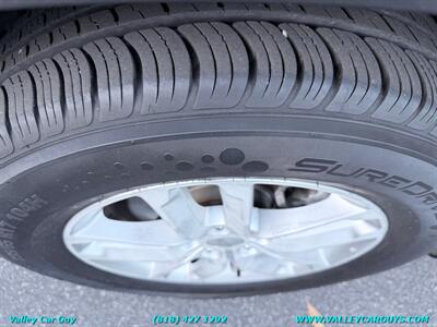 2015 Kia Sorento LX   - Photo 31 - Reseda, CA 91335