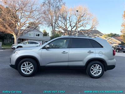 2015 Kia Sorento LX   - Photo 8 - Reseda, CA 91335