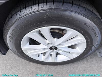 2014 Hyundai SONATA GLS - Photo 19 - Reseda, CA 91335