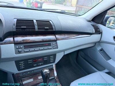 2004 BMW X5 3.0i   - Photo 21 - Reseda, CA 91335