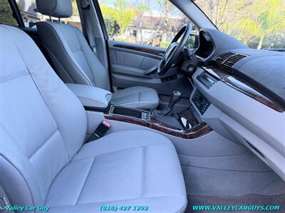 2004 BMW X5 3.0i   - Photo 11 - Reseda, CA 91335
