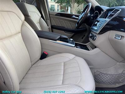 2015 Mercedes-Benz GL 450 4MATIC   - Photo 12 - Reseda, CA 91335