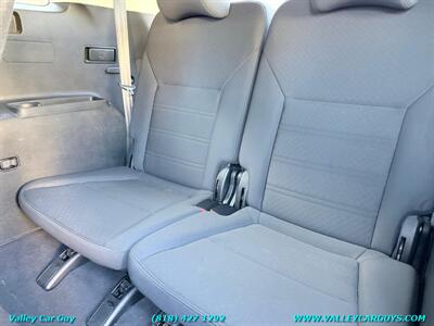 2018 Kia Sorento LX - Photo 23 - Reseda, CA 91335