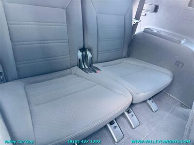 2018 Kia Sorento LX - Photo 24 - Reseda, CA 91335