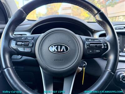 2018 Kia Sorento LX - Photo 15 - Reseda, CA 91335