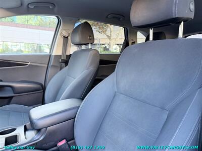 2018 Kia Sorento LX - Photo 13 - Reseda, CA 91335