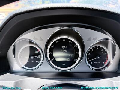 2010 Mercedes-Benz C 300 Sport - Photo 16 - Reseda, CA 91335