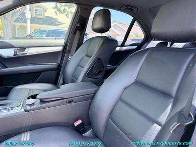 2010 Mercedes-Benz C 300 Sport - Photo 13 - Reseda, CA 91335