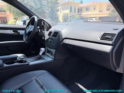 2010 Mercedes-Benz C 300 Sport - Photo 10 - Reseda, CA 91335