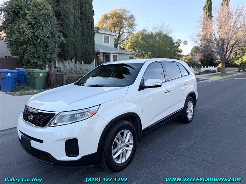 2014 Kia Sorento LX  