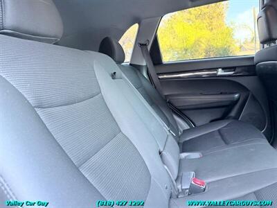 2014 Kia Sorento LX   - Photo 21 - Reseda, CA 91335