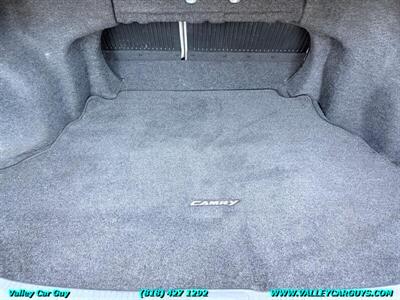 2012 Toyota Camry LE   - Photo 27 - Reseda, CA 91335