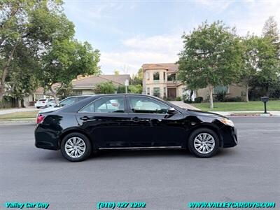 2012 Toyota Camry LE   - Photo 7 - Reseda, CA 91335